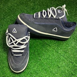 Airwalk Mens Skateboard Shoes - Size 11 - Year 2002